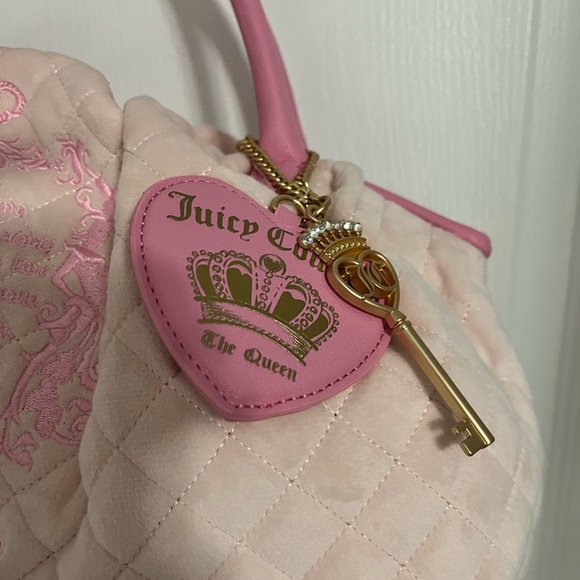 Pink Quilted juicy couture Bag - Picture 3 of 5